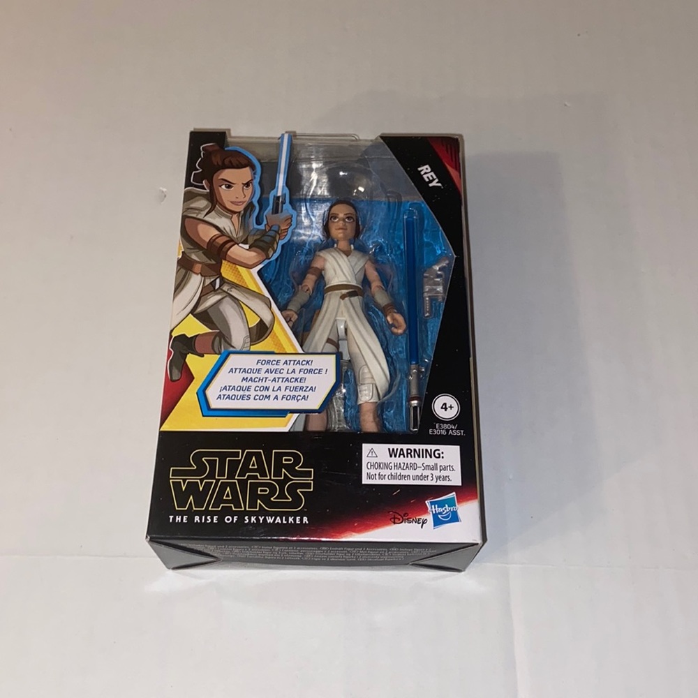 Star Wars The Rise of Skywalker Galaxy of Adventures Rey Action Figure